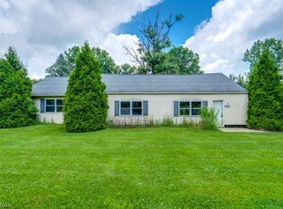 1989 E Turkeyfoot Lake Rd, Akron, OH 44312