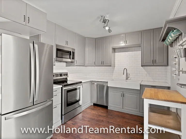 7112 S Franklin St — Photo 8
