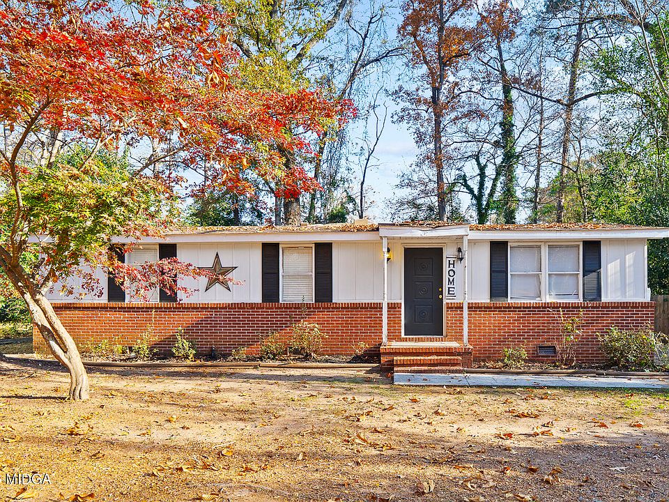 1st image of 129 Woodland Dr
