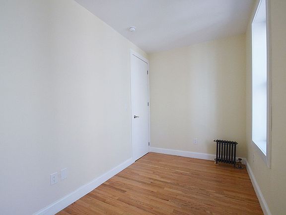 5th image of 505 W 135th St APT 54