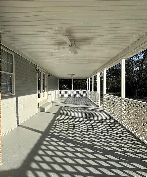 1209 Lawhorn Rd — Photo 33