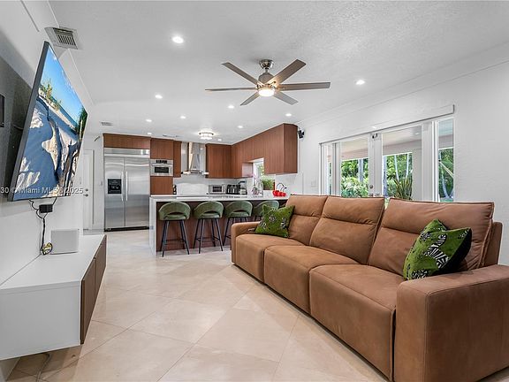 5th image of 8801 SW 176th St