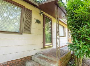 2750 Lakeshore Dr, Macon, GA 31217