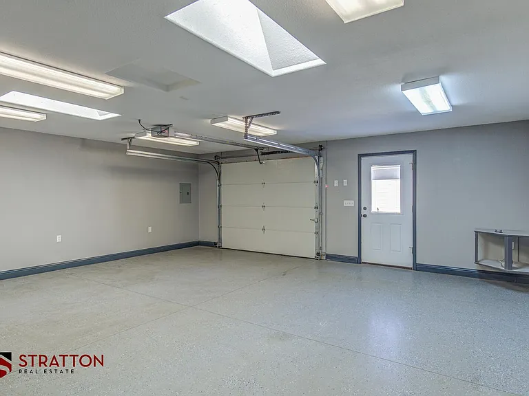 2229 Omaha Trl — Photo 34