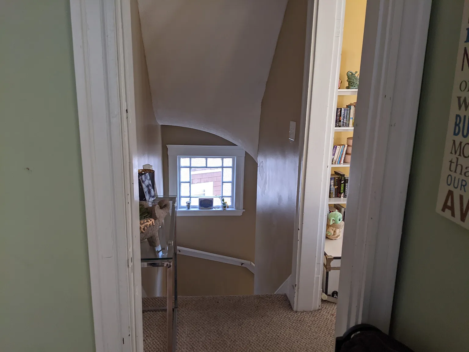 4 bed, 1350 sqft, $3,850 — Photo 2
