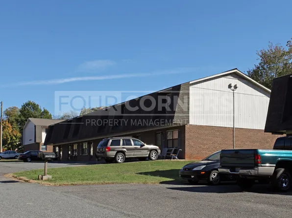 Salem Crossing II, 420 Salem St APT L, Lexington, NC 27292