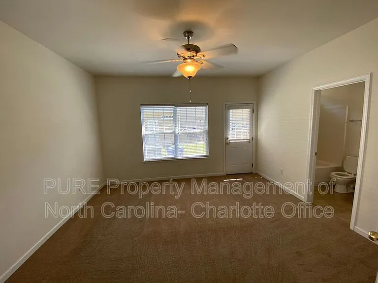 8622 Twined Creek Ln — Photo 17