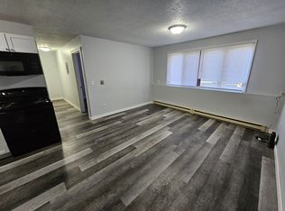 1097 Oakview Dr #5, Saint Charles, MN 55972