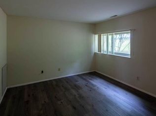 139 Chestnut St #3D, Ithaca, NY 14850