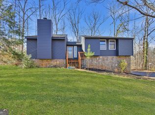 8991 Laurel Dr, Douglasville, GA 30135