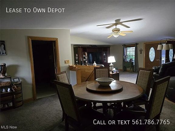 3rd image of 1251 Zwick Ave