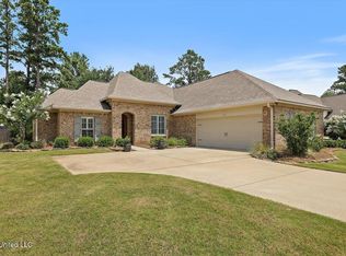 100 Hampton Trl, Madison, MS 39110