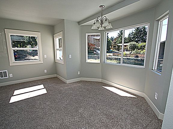 5th image of 1102 168th St E