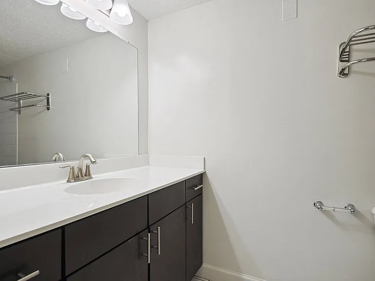 Broadstone Van Dorn — Photo 20