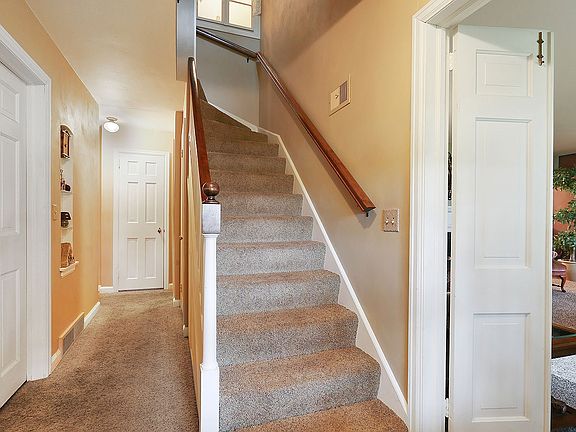 partially open staircase