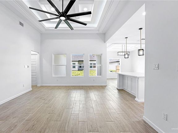 3rd image of 6105 N Rayo Del Sol St