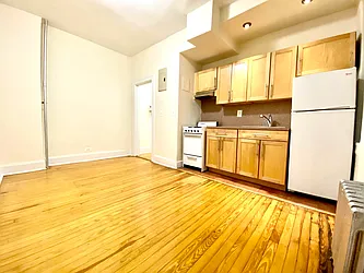 504 East 79th Street, #1B