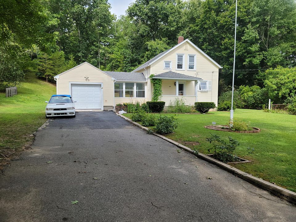 Front of house and driveway