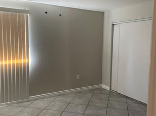 2059 S Nautical St APT 3, Anaheim, CA 92802