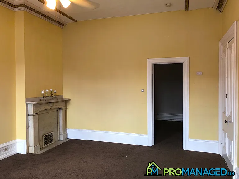 423-425 N Radcliffe St — Photo 5