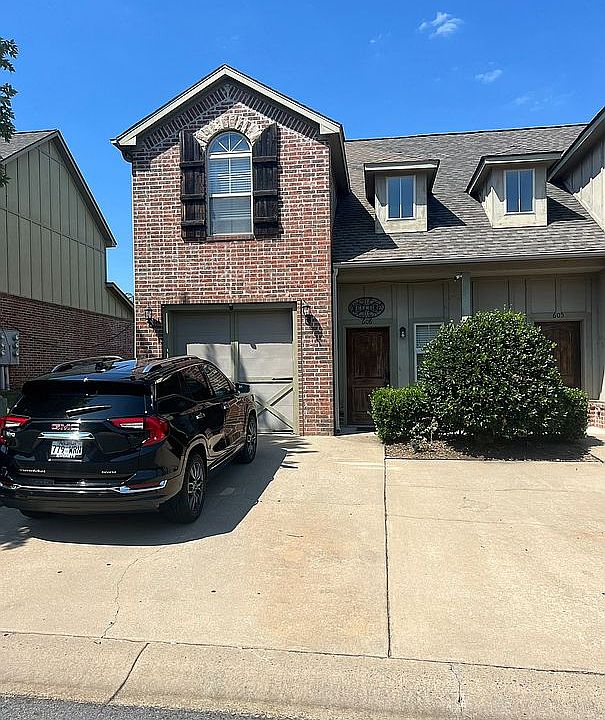 1st image of 606 Tuscany Cir