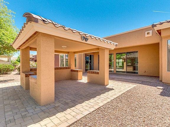4th image of 42368 W Jailhouse Rock Ct
