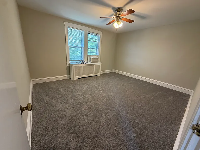 22 W Linden Ave #B — Photo 13