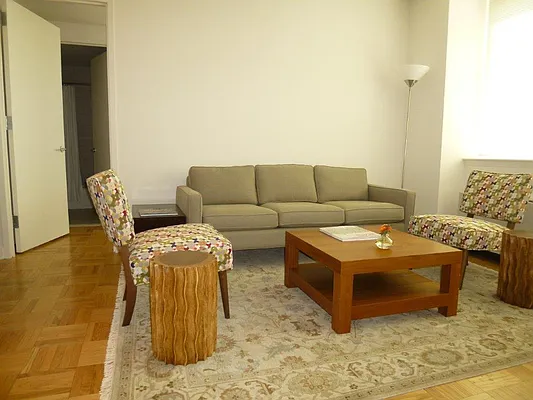 Rented by Carnegie Hill Place | media 25