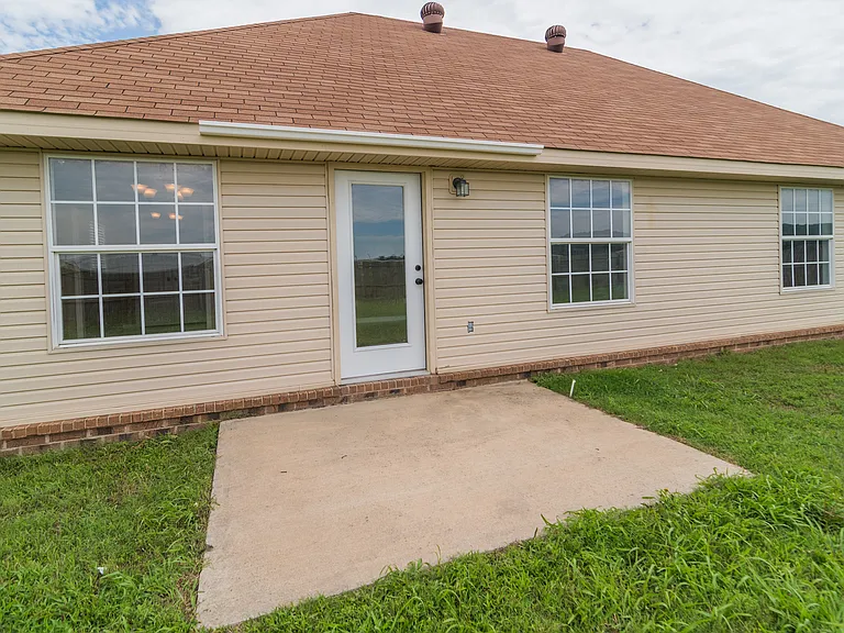 124 County Road 418 — Photo 27