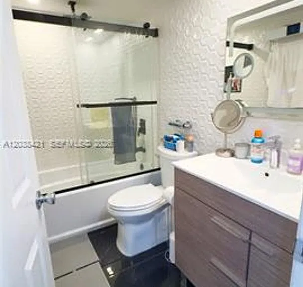 2845 NE 185th St #Townhouse 908 — Photo 15