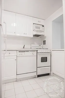 Rented by Nolita Group | media 13