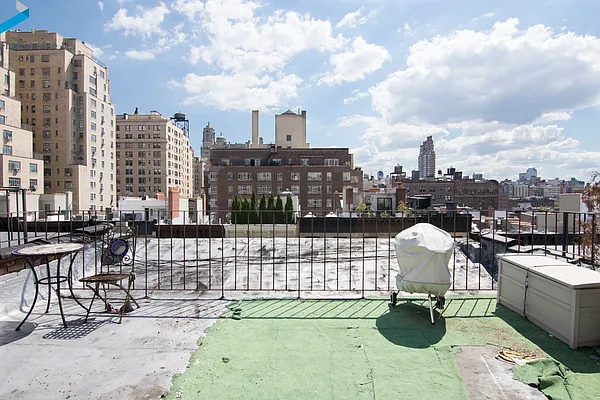 Rented by FirstService Realty (legacy) | media 18