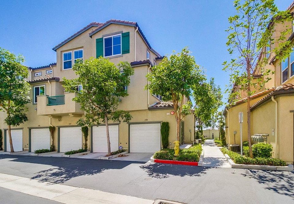 1st image of 1594 Paseo Aurora