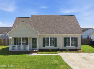 3721 Tifgreen Dr, Greenville, NC 27834