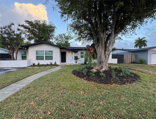 11571 SW 121st Ave, Miami, FL 33186