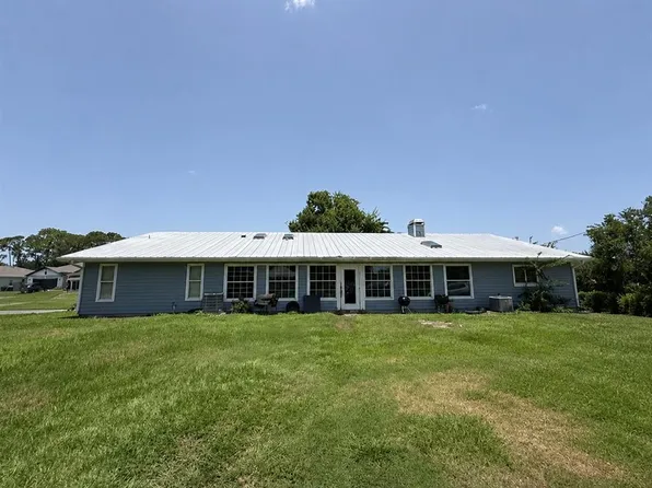 1292 Valleybrook Rd SE, Palm Bay, FL 32909