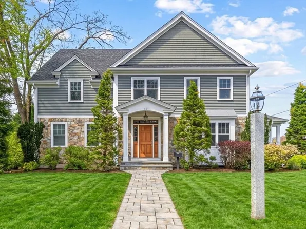 35 Marshall Rd, Wellesley, MA 02482