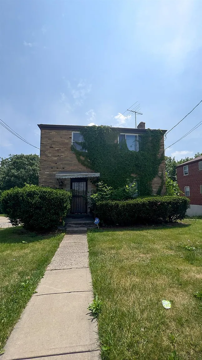 5356 Colerain Ave photo 1