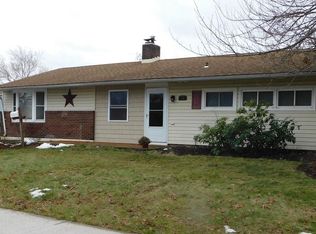 14 Echo Ln, Levittown, PA 19054