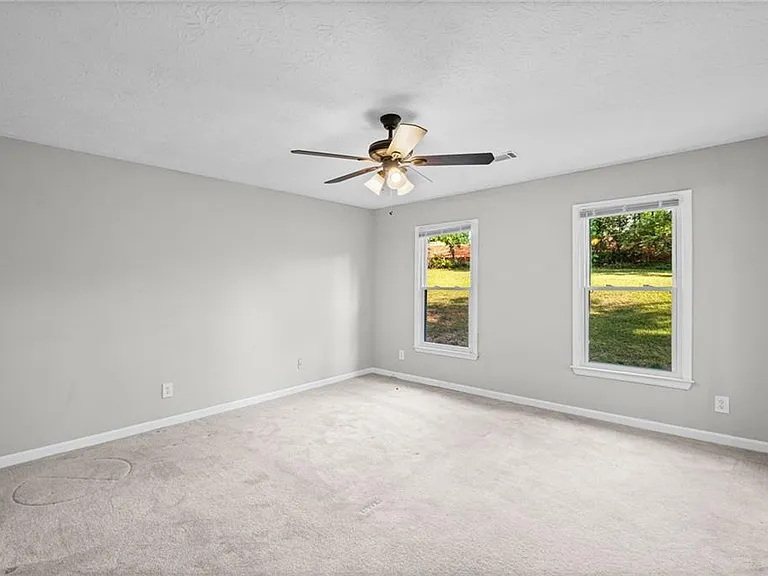1194 Meadow Oaks Dr NW — Photo 20