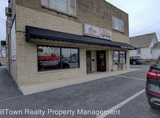 133 1/2 1st Ave W, Milan, IL 61264