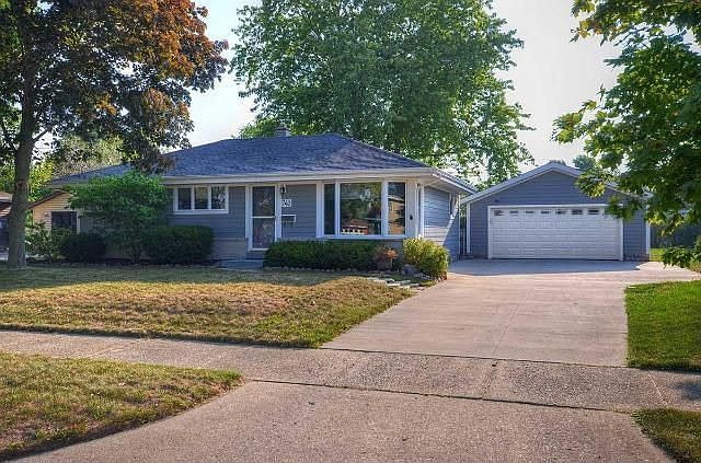 1st image of 742 Harker Ave