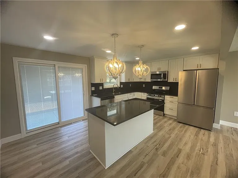 889 Township Road 217 — Photo 5