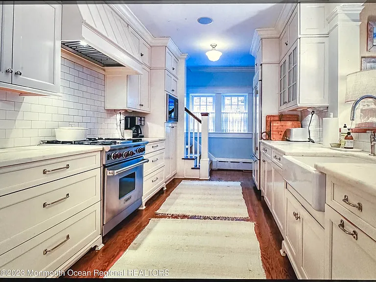 505 Washington Ave — Photo 9