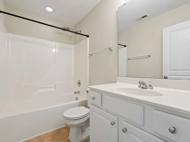 160 Grey Elm Trl — Photo 14