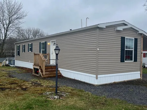 60 Sunview Dr, Wellsboro, PA 16901