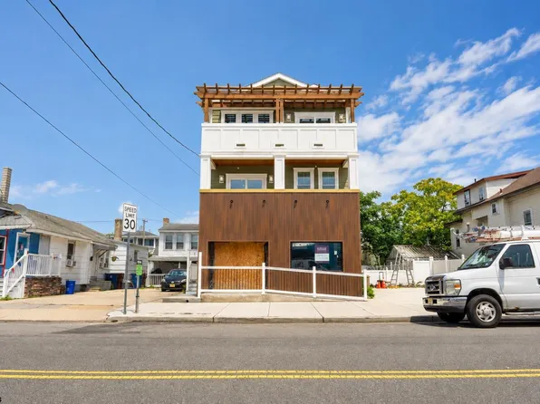 111 N Dorset Ave #B, Ventnor City, NJ 08406
