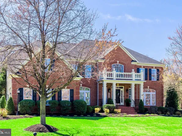 42679 Gulicks Landing Ct, Ashburn, VA 20148