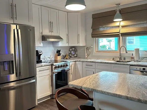 420 1st St, Sunset Beach, NC 28468