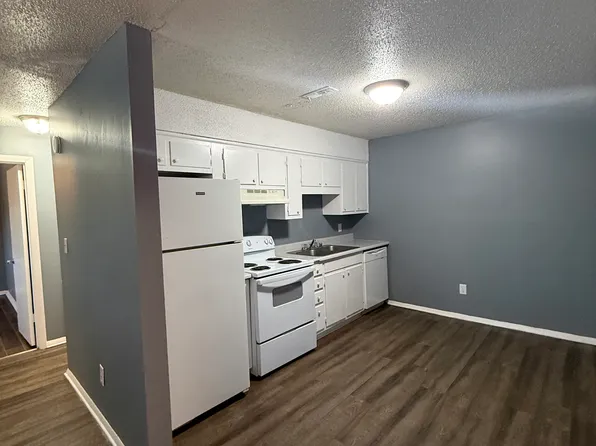 3815 Newson Rd SW #C05, Huntsville, AL 35805